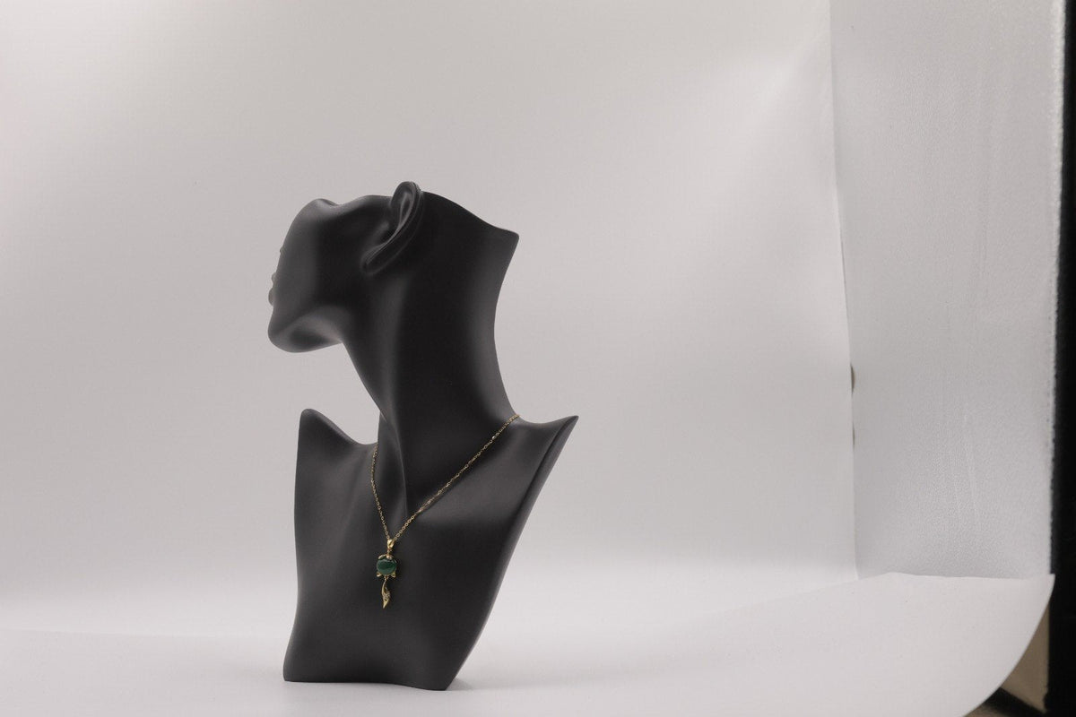 Green Stone Cat Pendant Necklace